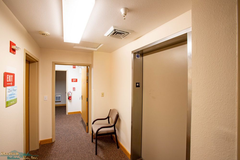 Medical Office Building - Clairmont Doctors Park: 2650 Edith Ave, Redding, CA 96001